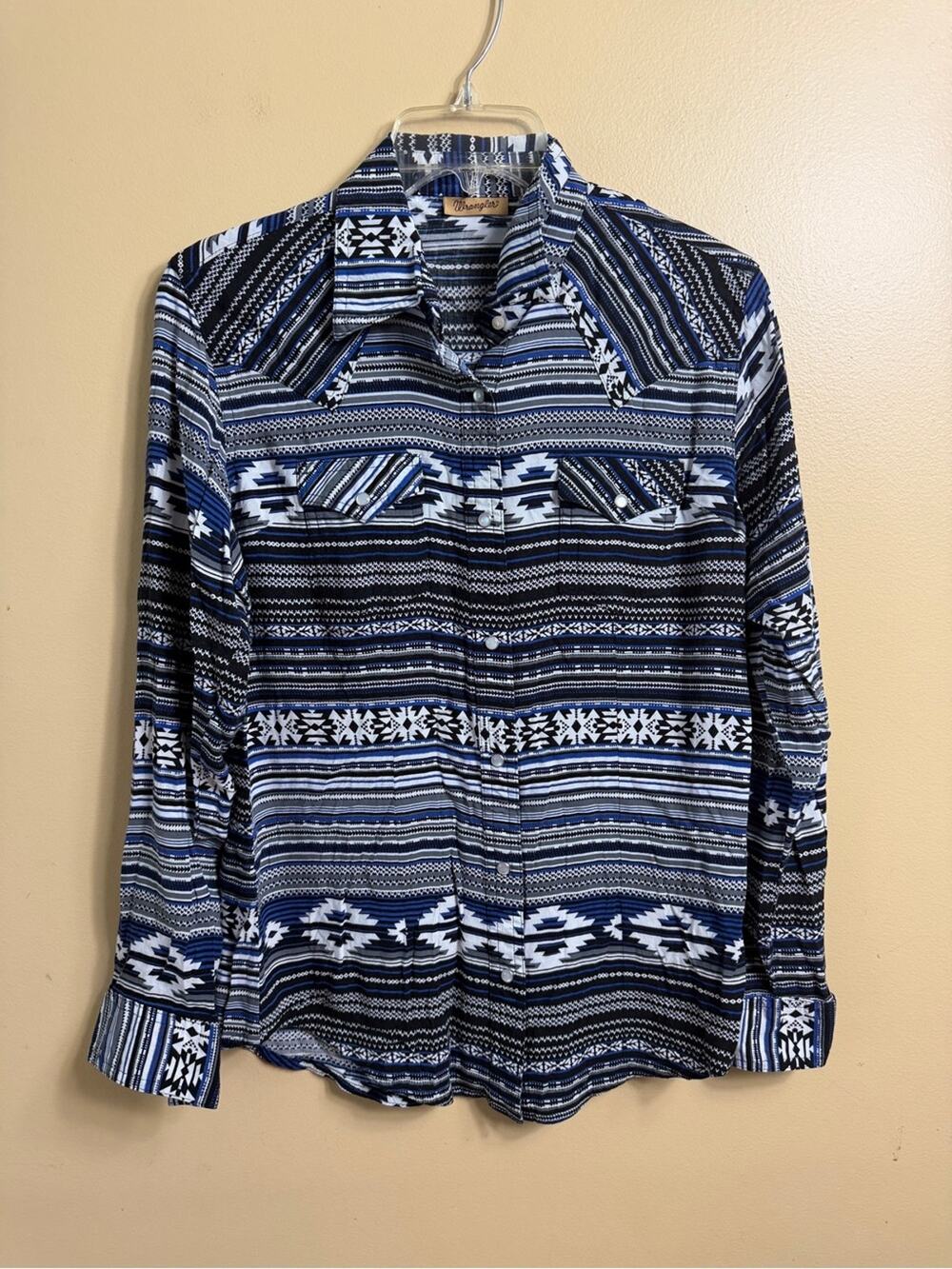 Wrangler Small Southwestern Aztec Western Snap Button Up Shirt black blue